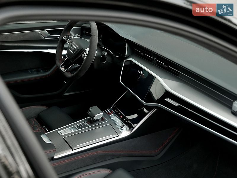 Универсал Audi RS6 2025 в Киеве фото 29 Универсал Audi RS6 2025 в Киеве