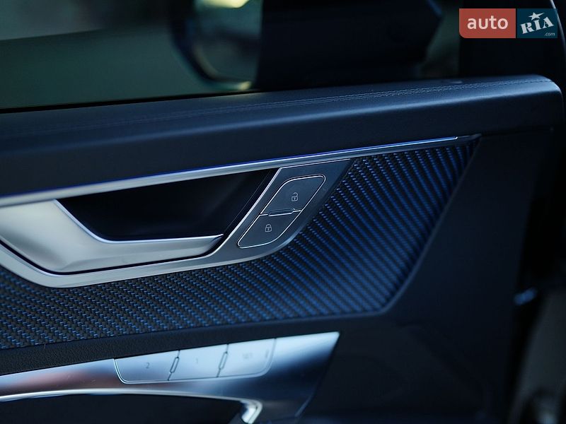 Універсал Audi RS6 2024 в Одесі