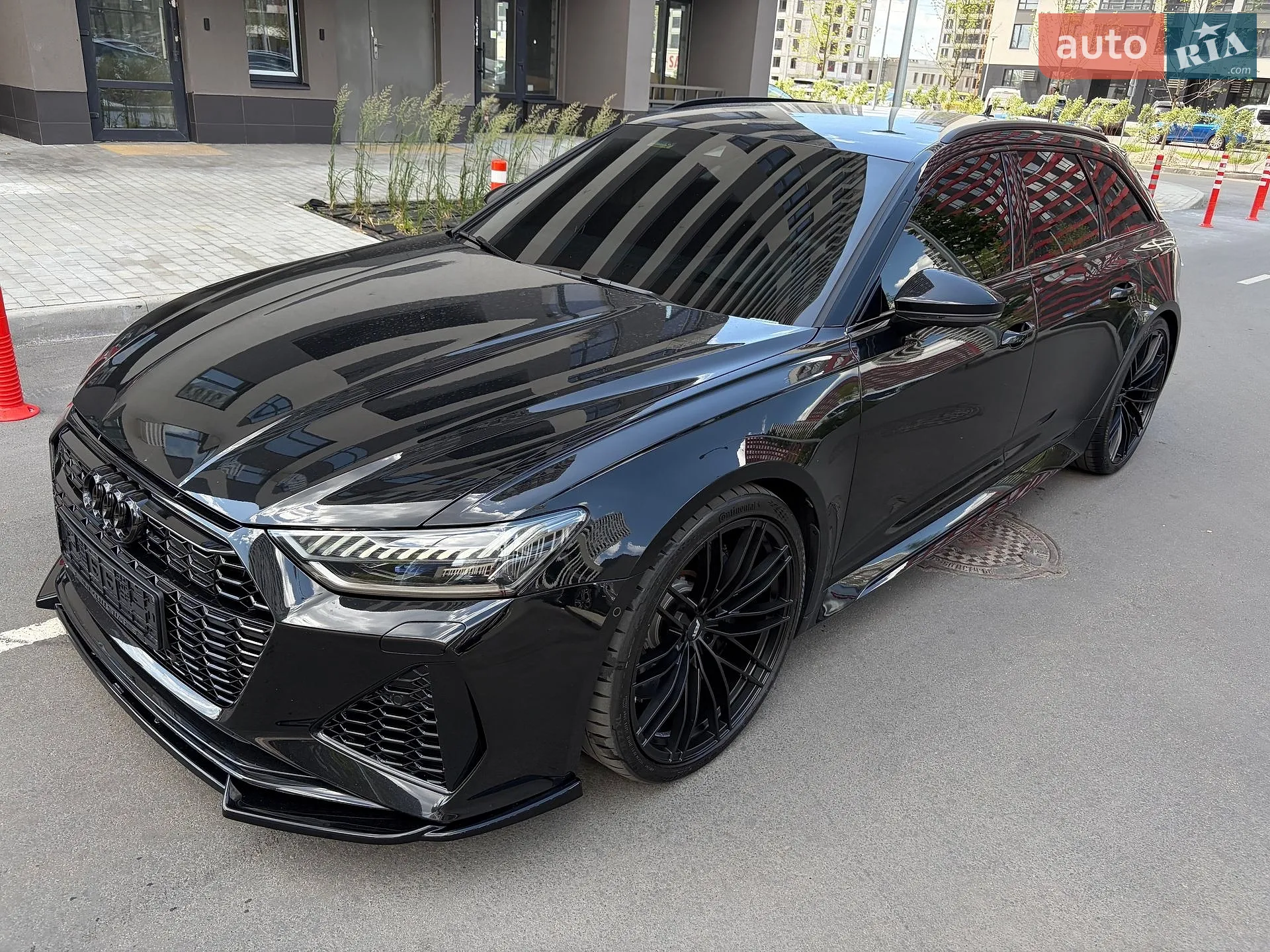 2025 Audi RS6 - мініатюра 10