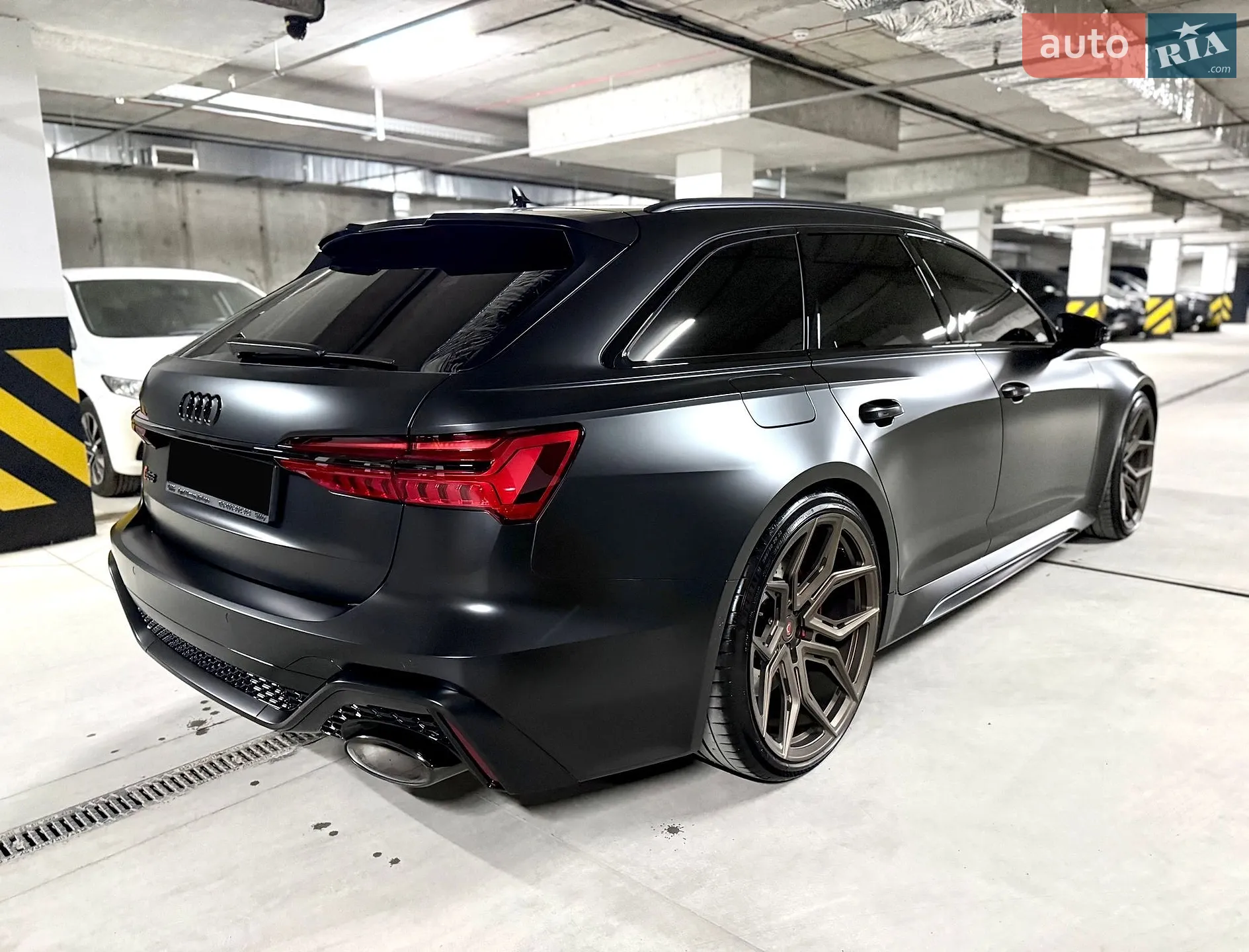 2025 Audi RS6 - мініатюра 12