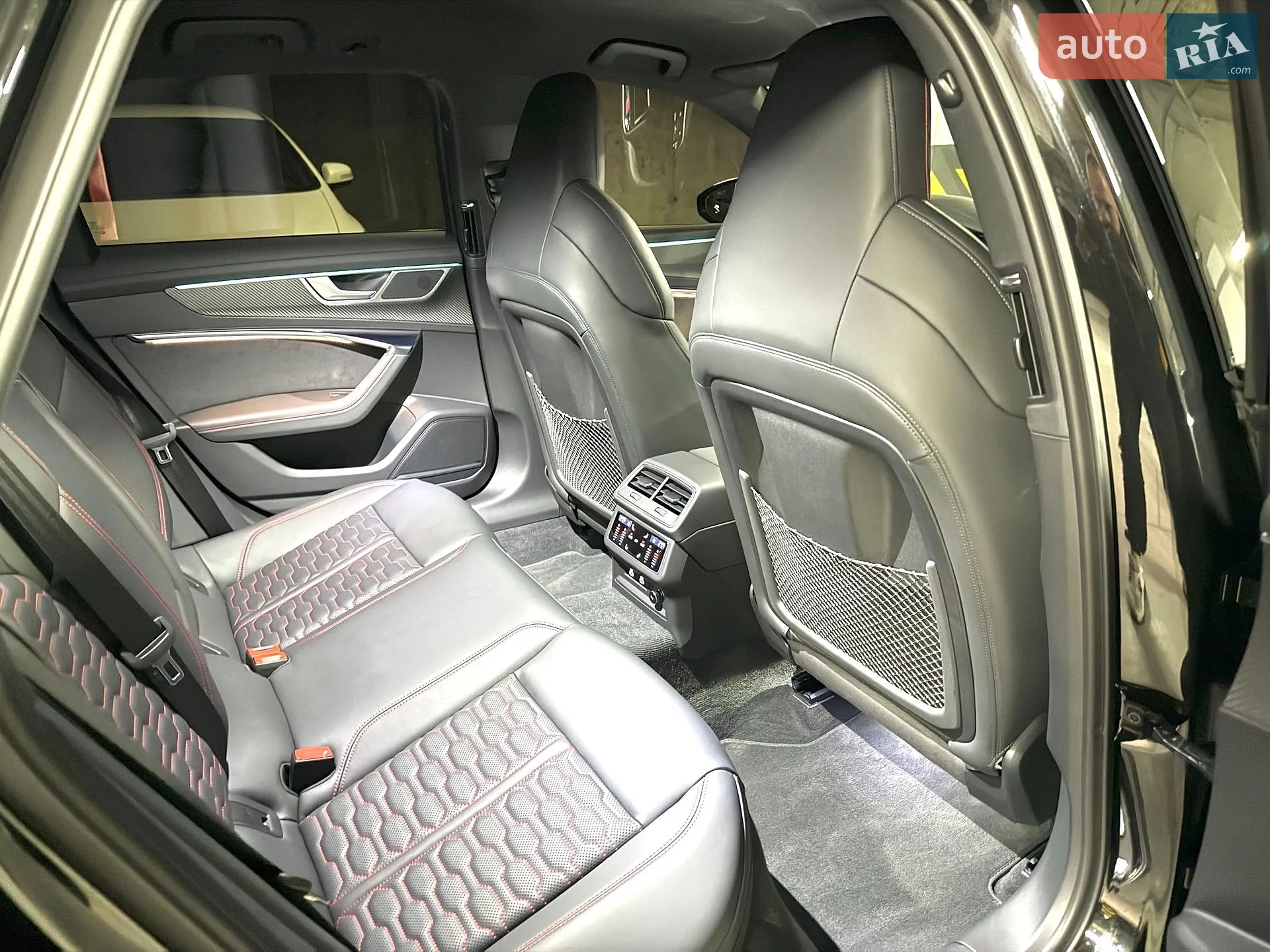 2025 Audi RS6 - мініатюра 30