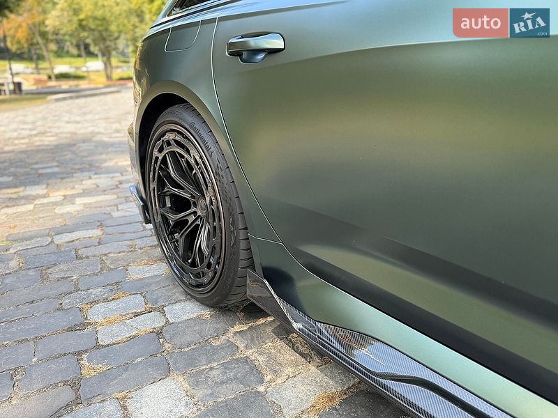 Универсал Audi RS6 2021 в Киеве фото 21 Универсал Audi RS6 2021 в Киеве