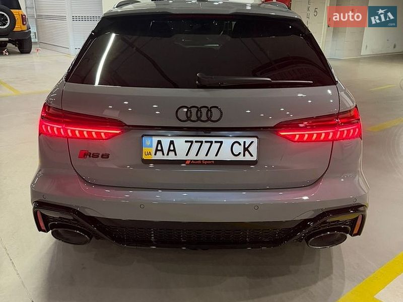 Універсал Audi RS6 2025 в Києві фото 10 Універсал Audi RS6 2025 в Києві