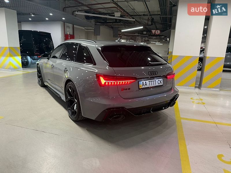 Універсал Audi RS6 2025 в Києві фото 12 Універсал Audi RS6 2025 в Києві