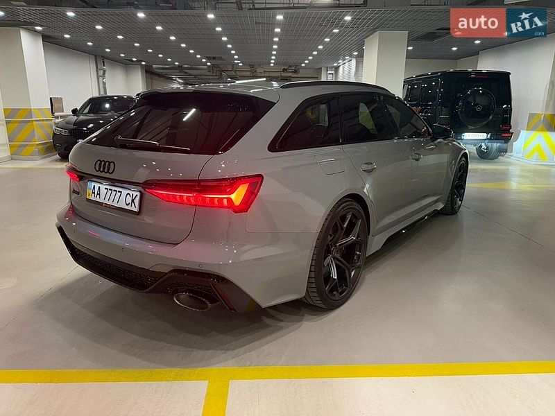 Універсал Audi RS6 2025 в Києві фото 13 Універсал Audi RS6 2025 в Києві