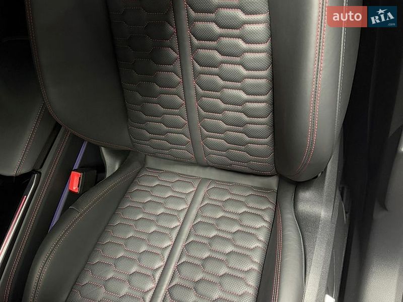 Універсал Audi RS6 2025 в Києві фото 18 Універсал Audi RS6 2025 в Києві