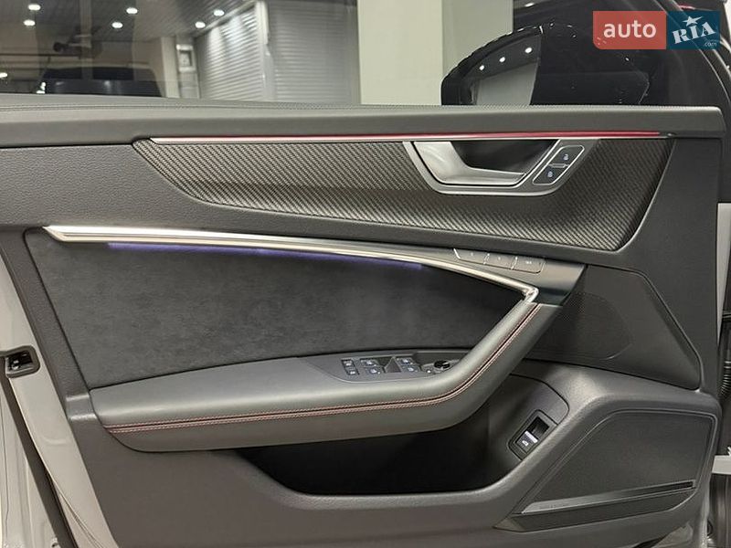 Універсал Audi RS6 2025 в Києві фото 19 Універсал Audi RS6 2025 в Києві