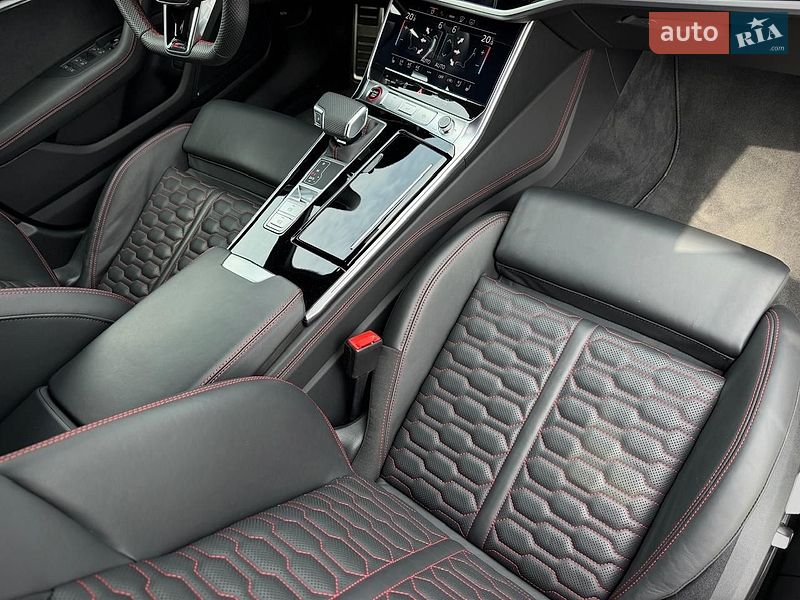 Универсал Audi RS6 2025 в Киеве