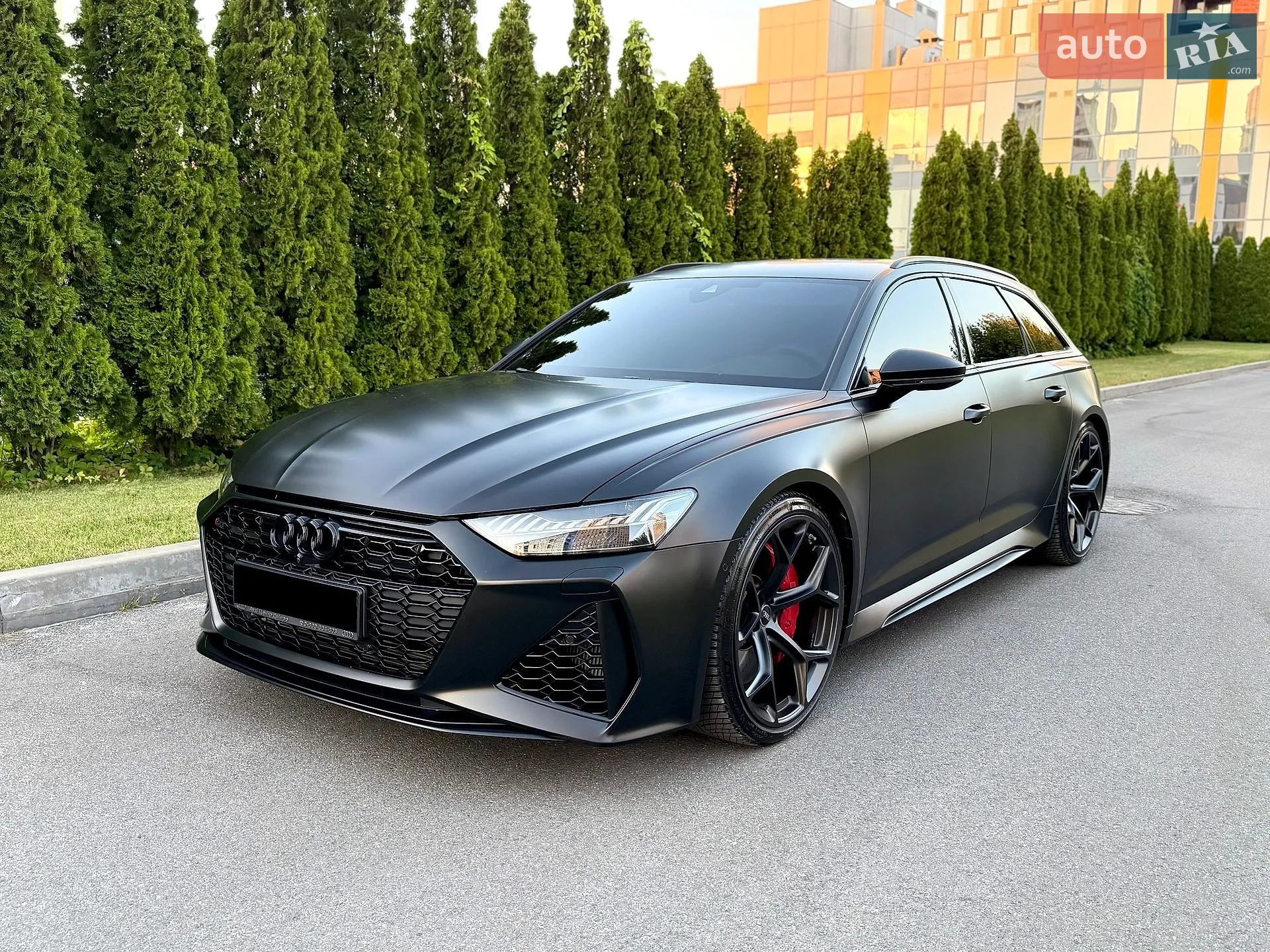 2025 Audi RS6 - мініатюра 2