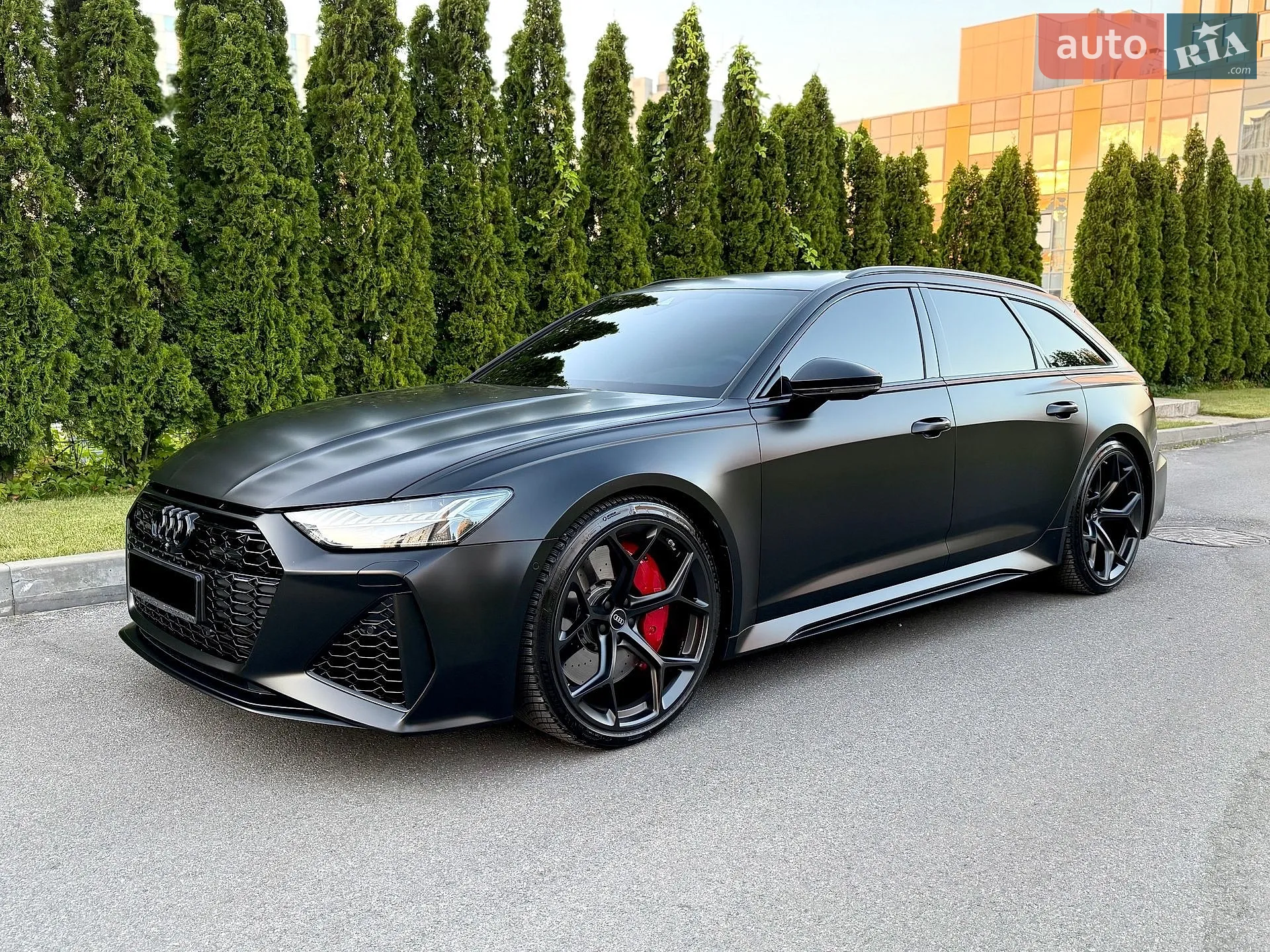2025 Audi RS6 - мініатюра 4