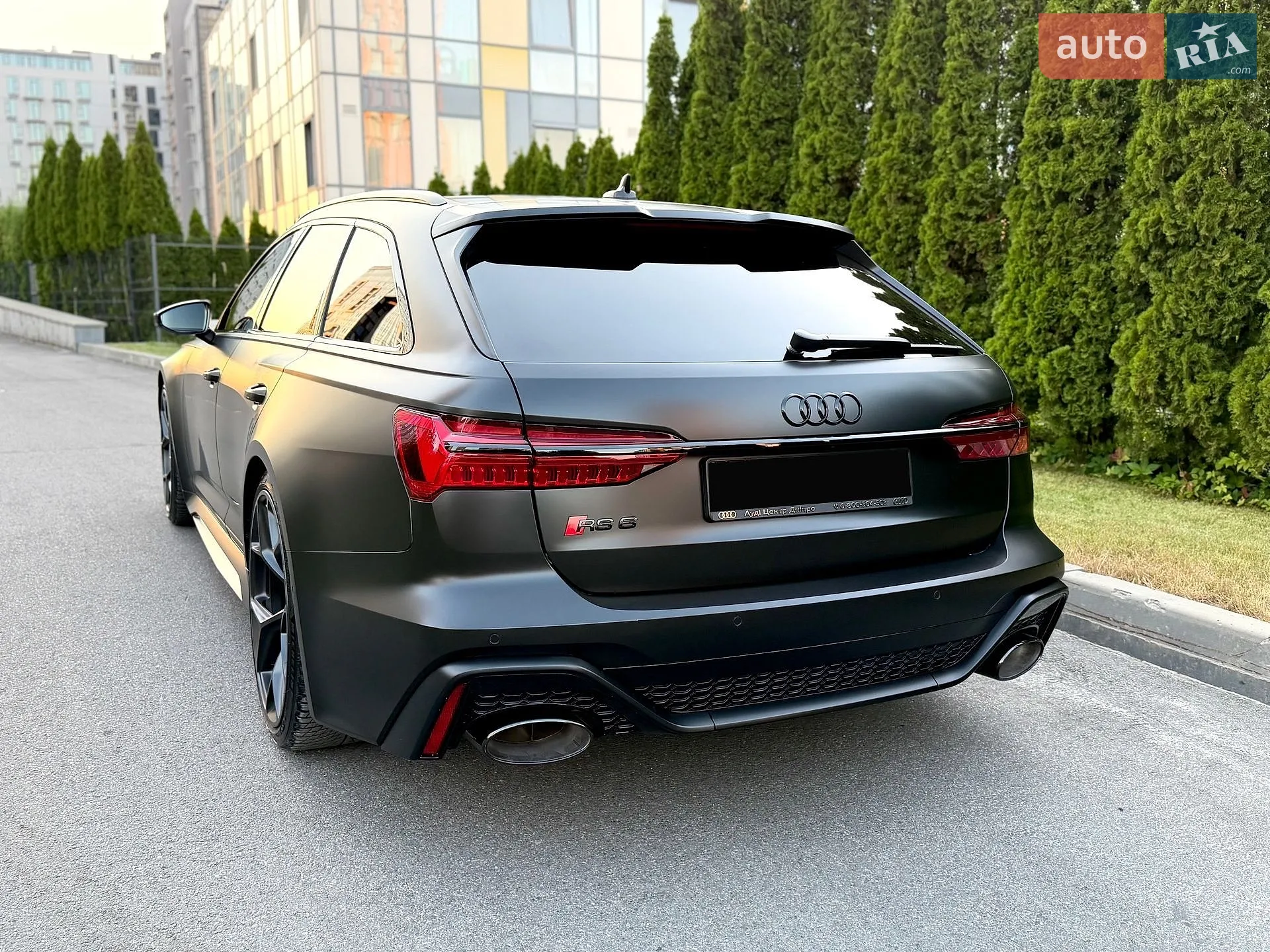 2025 Audi RS6 - мініатюра 10