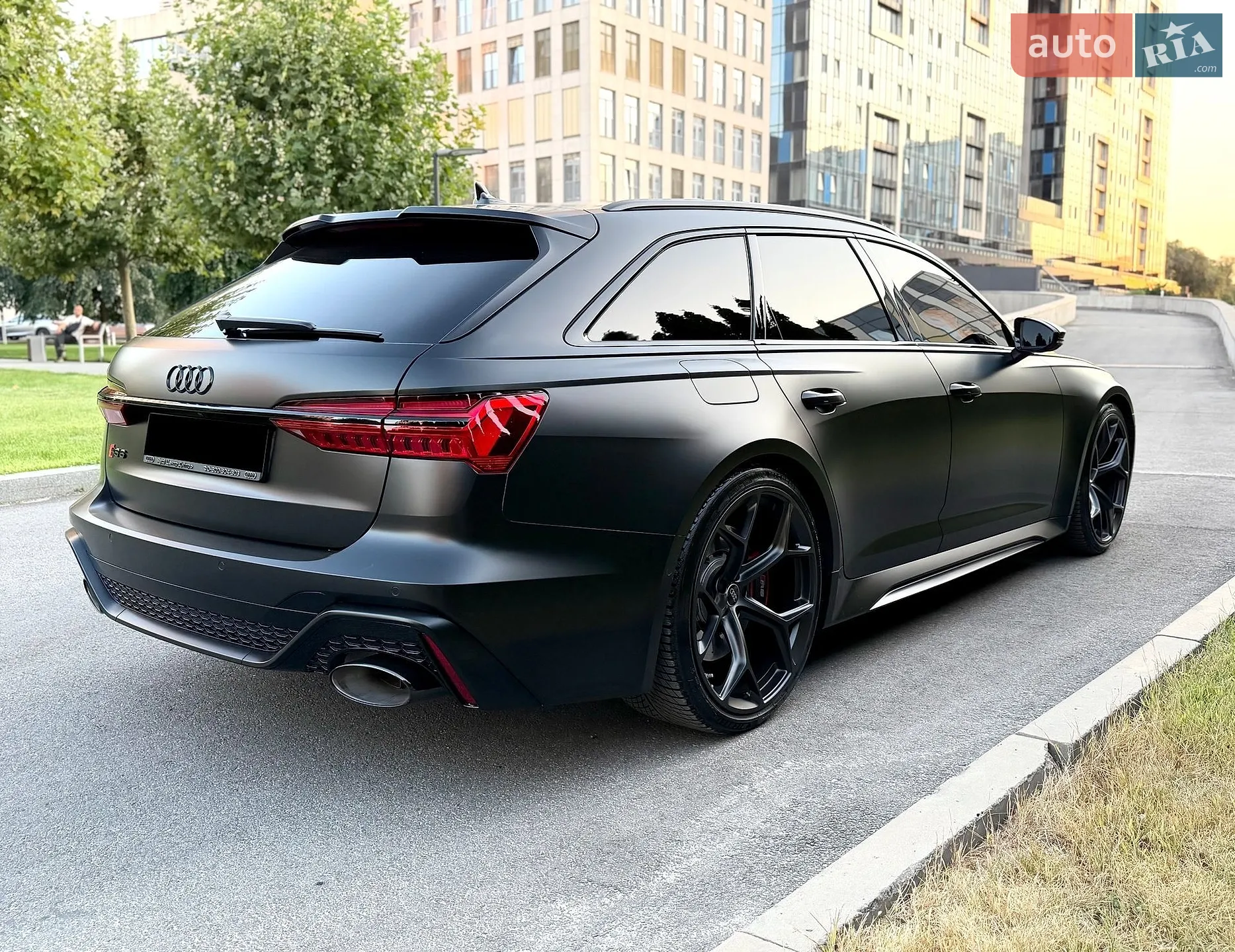 2025 Audi RS6 - мініатюра 14