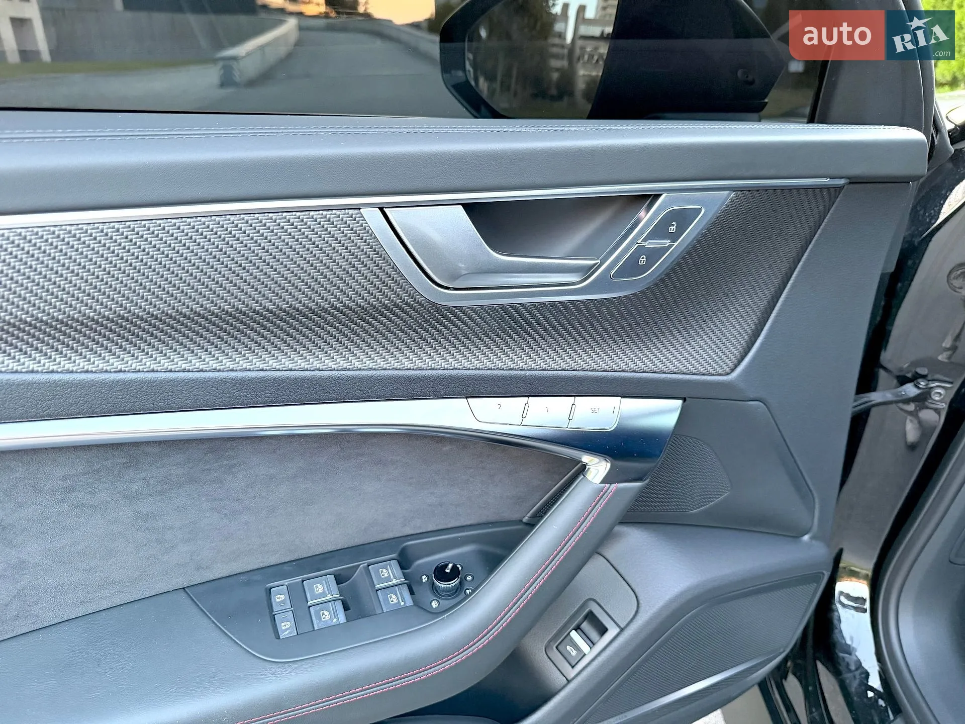2025 Audi RS6 - мініатюра 22