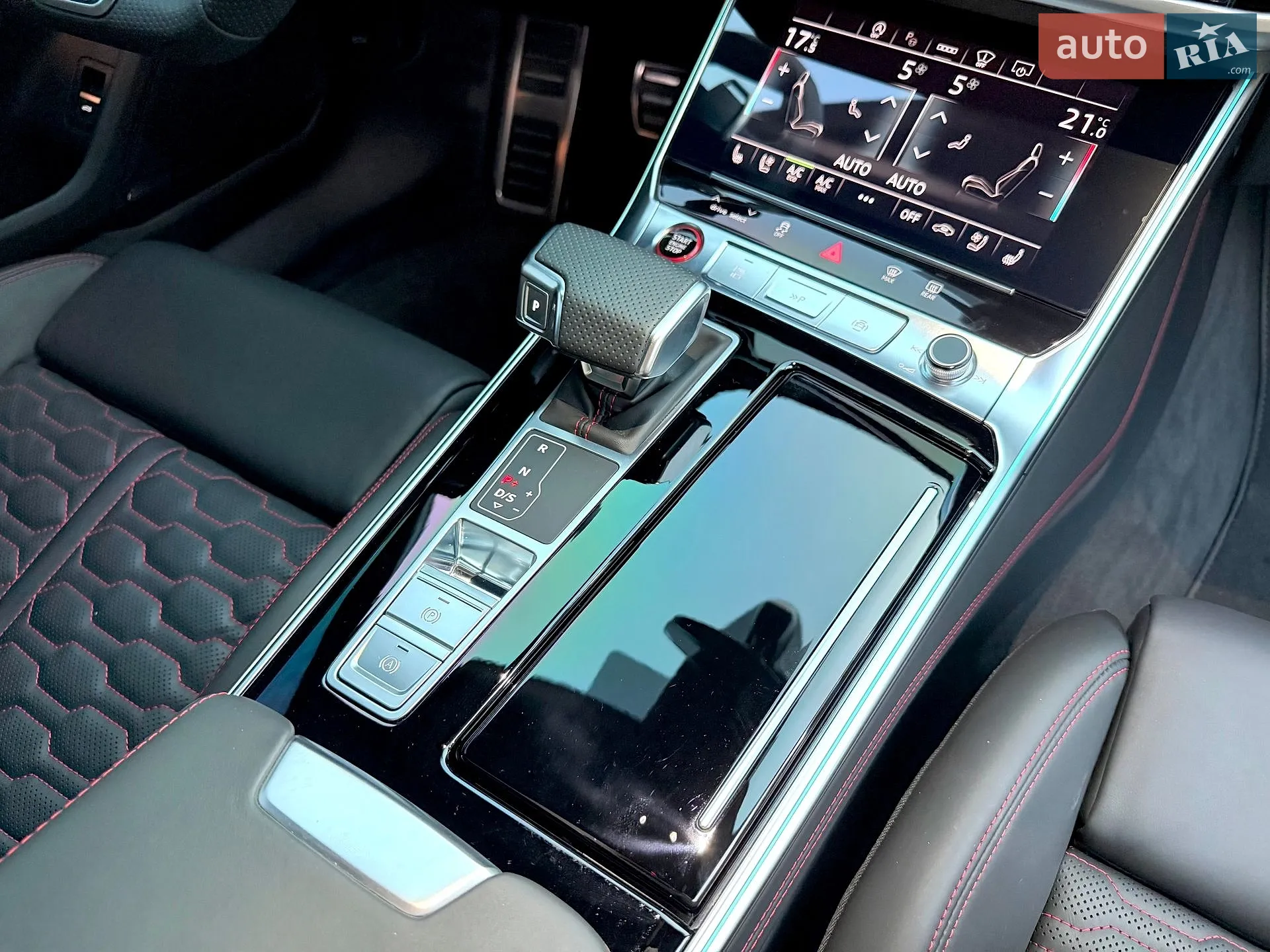 2025 Audi RS6 - мініатюра 37
