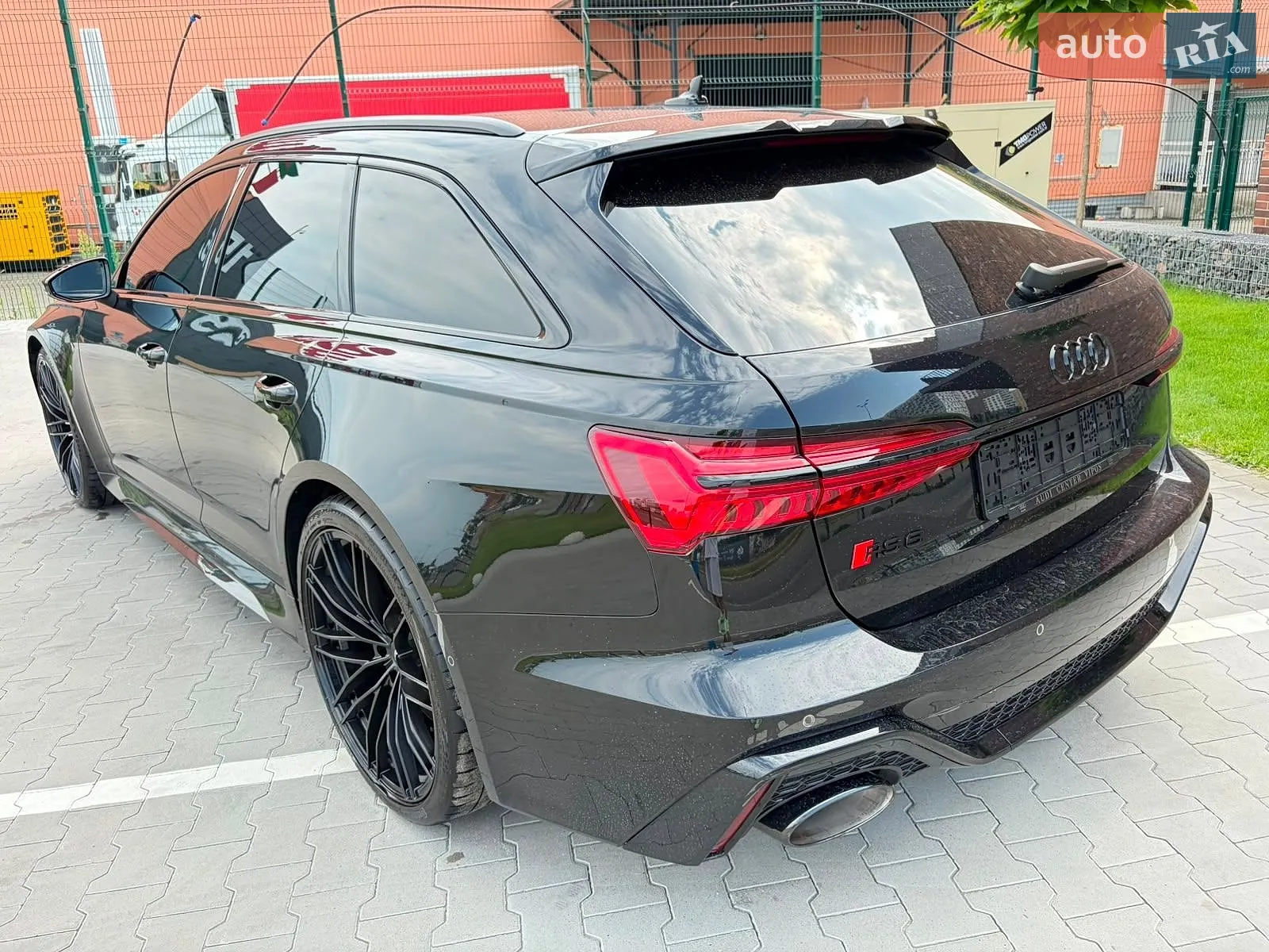 2025 Audi RS6 - мініатюра 14
