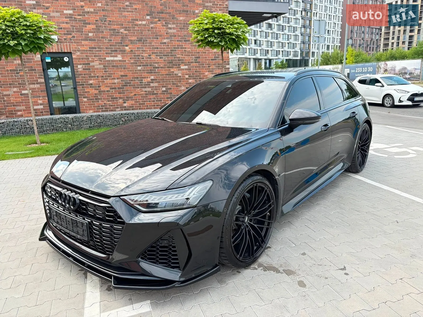 2025 Audi RS6 - мініатюра 22
