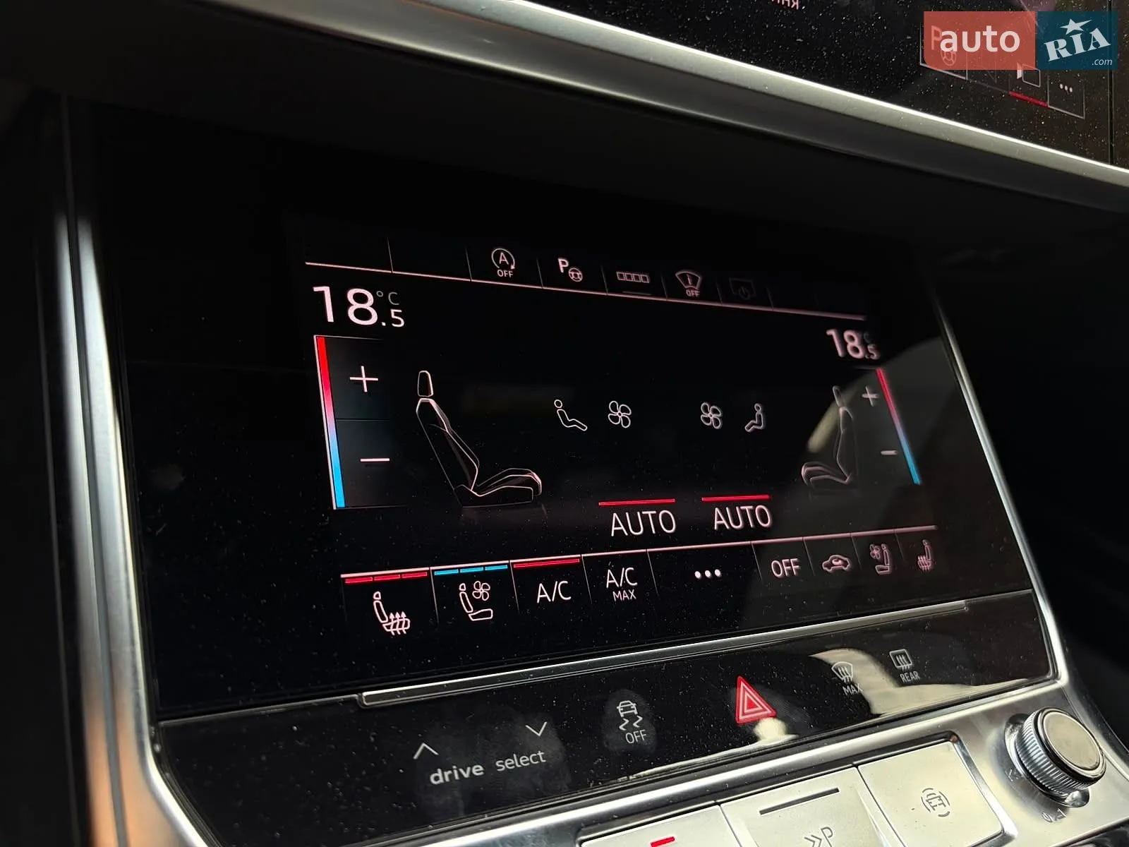 2025 Audi RS6 - мініатюра 91