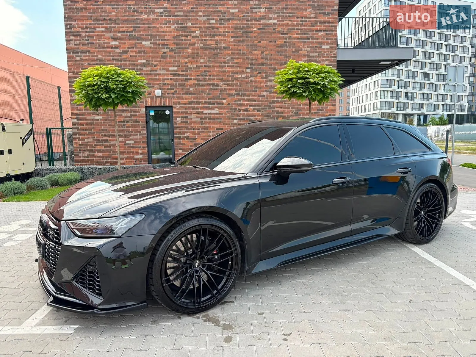 2025 Audi RS6 - мініатюра 119