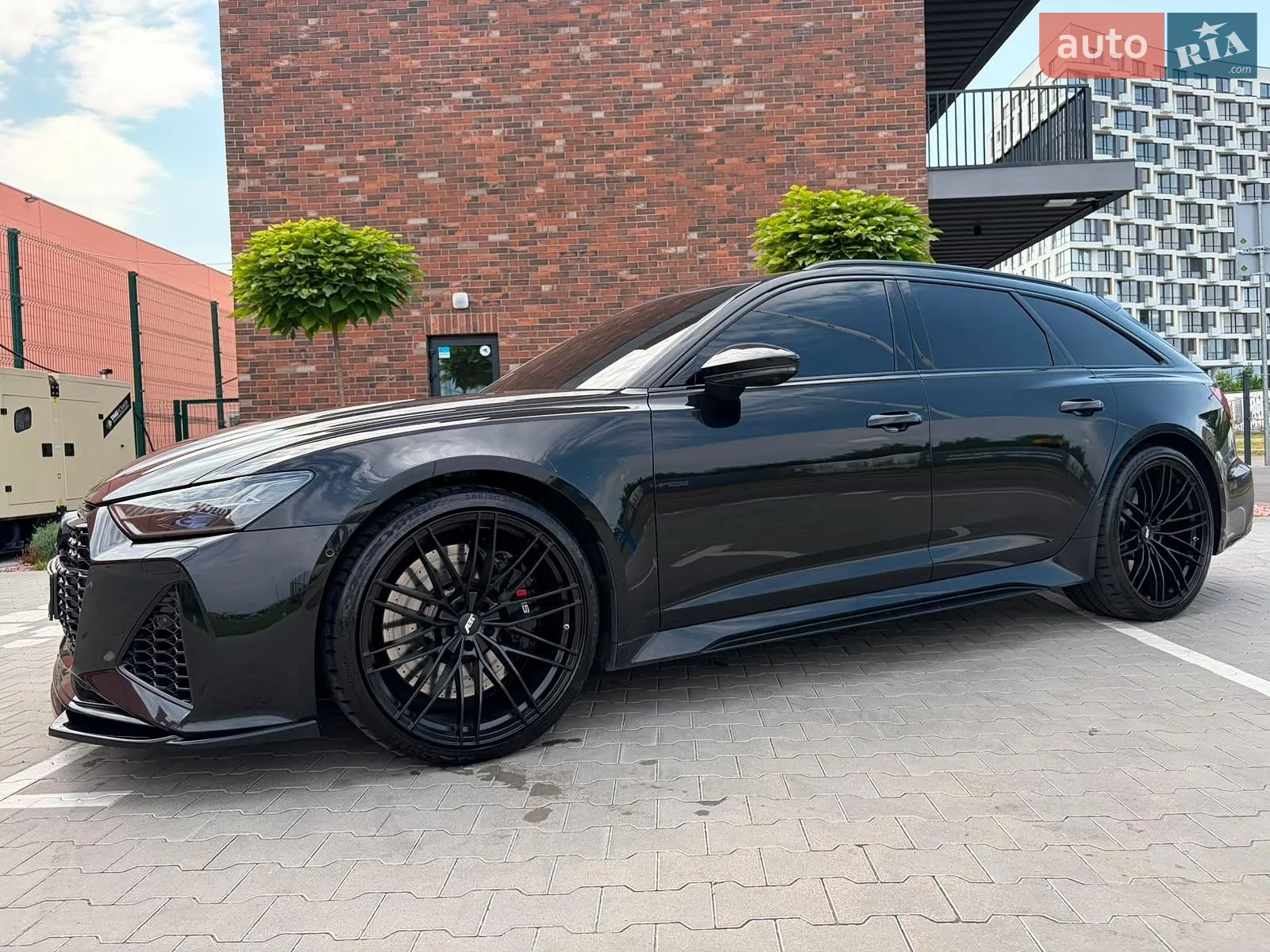 2025 Audi RS6 - мініатюра 123