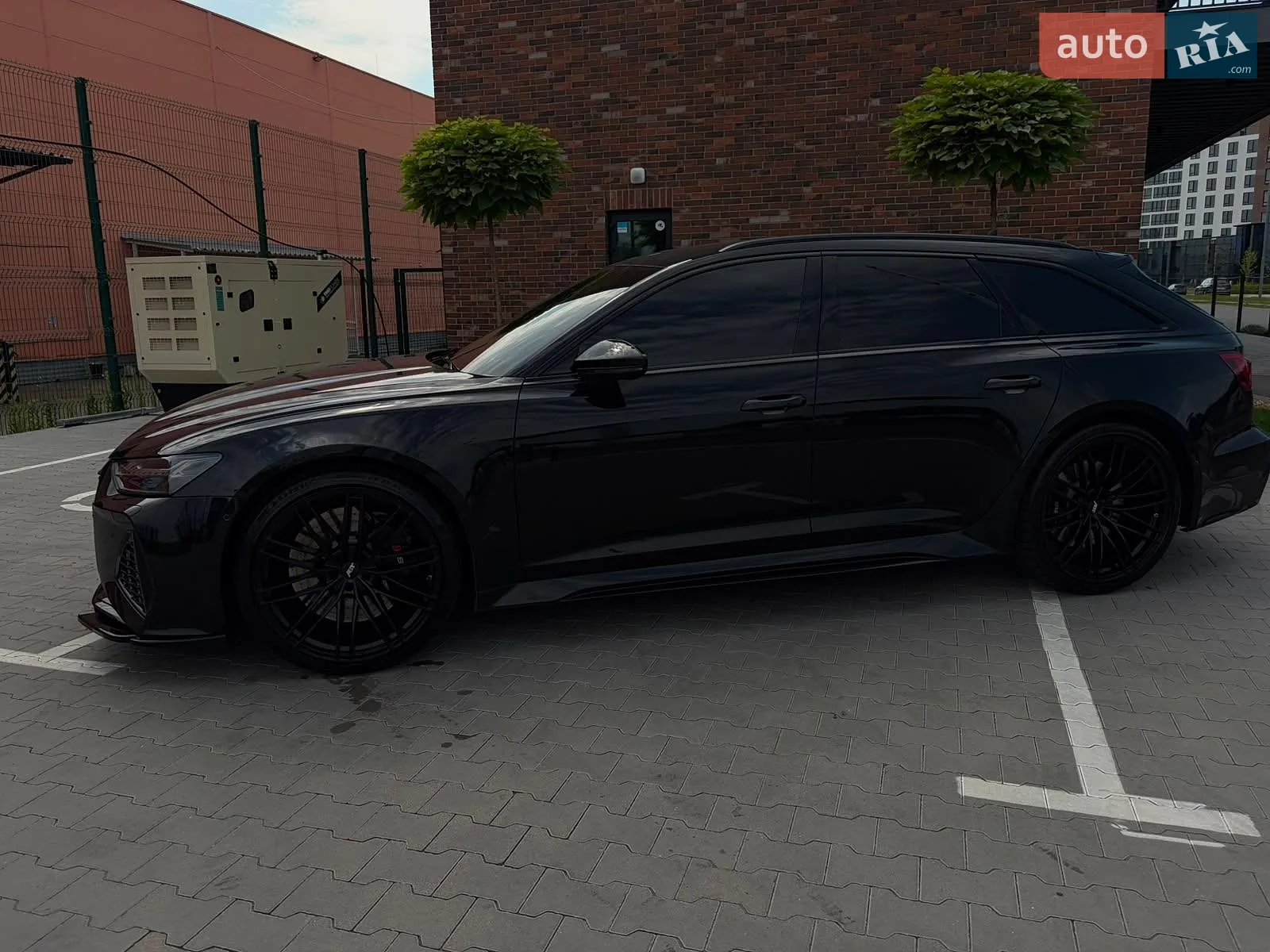 2025 Audi RS6 - мініатюра 126