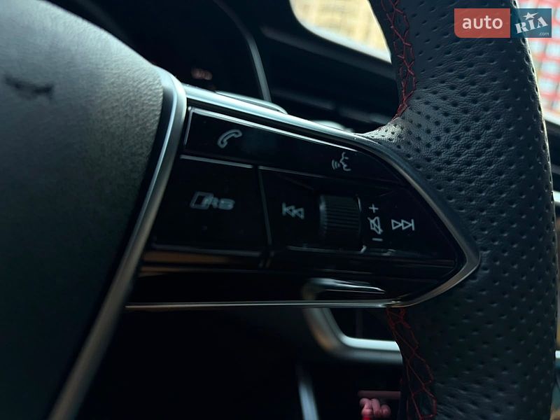Универсал Audi RS6 2025 в Киеве
