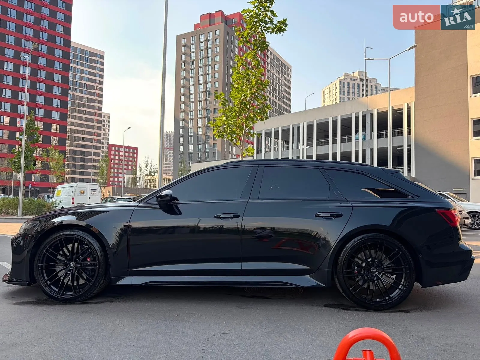 2025 Audi RS6 - мініатюра 148