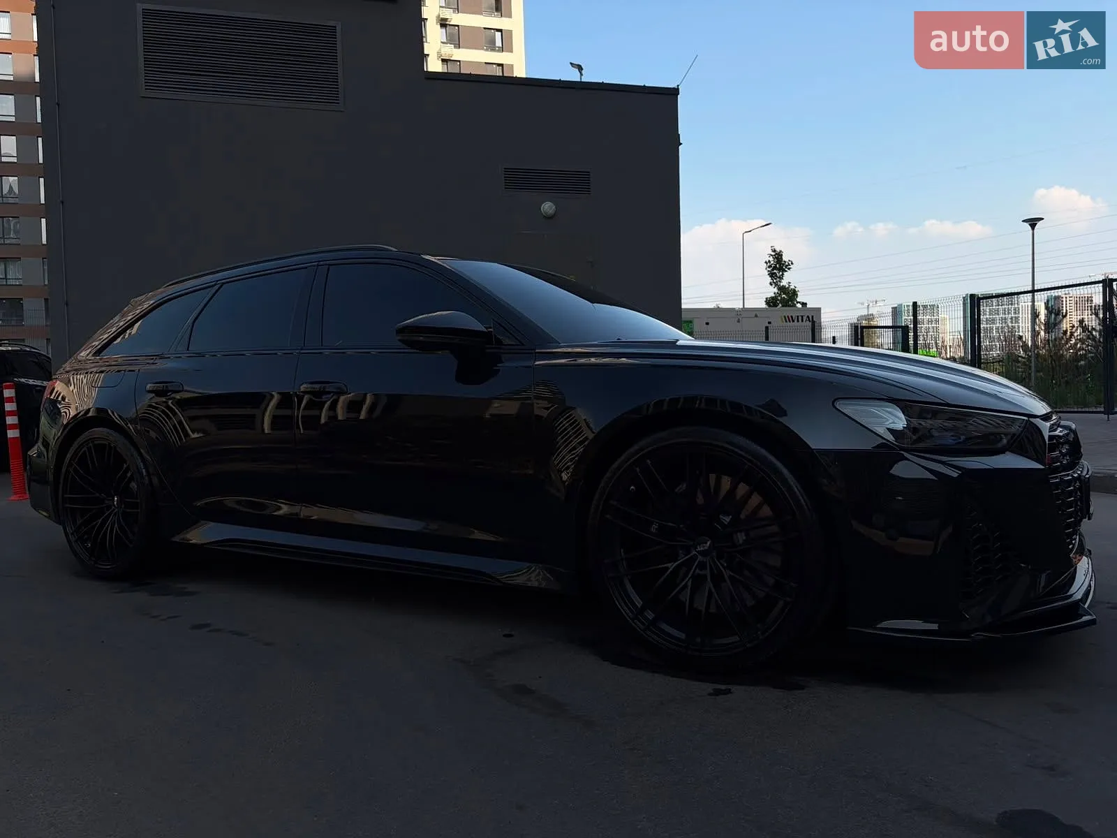 2025 Audi RS6 - мініатюра 149