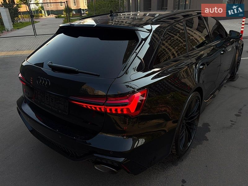 Универсал Audi RS6 2025 в Киеве