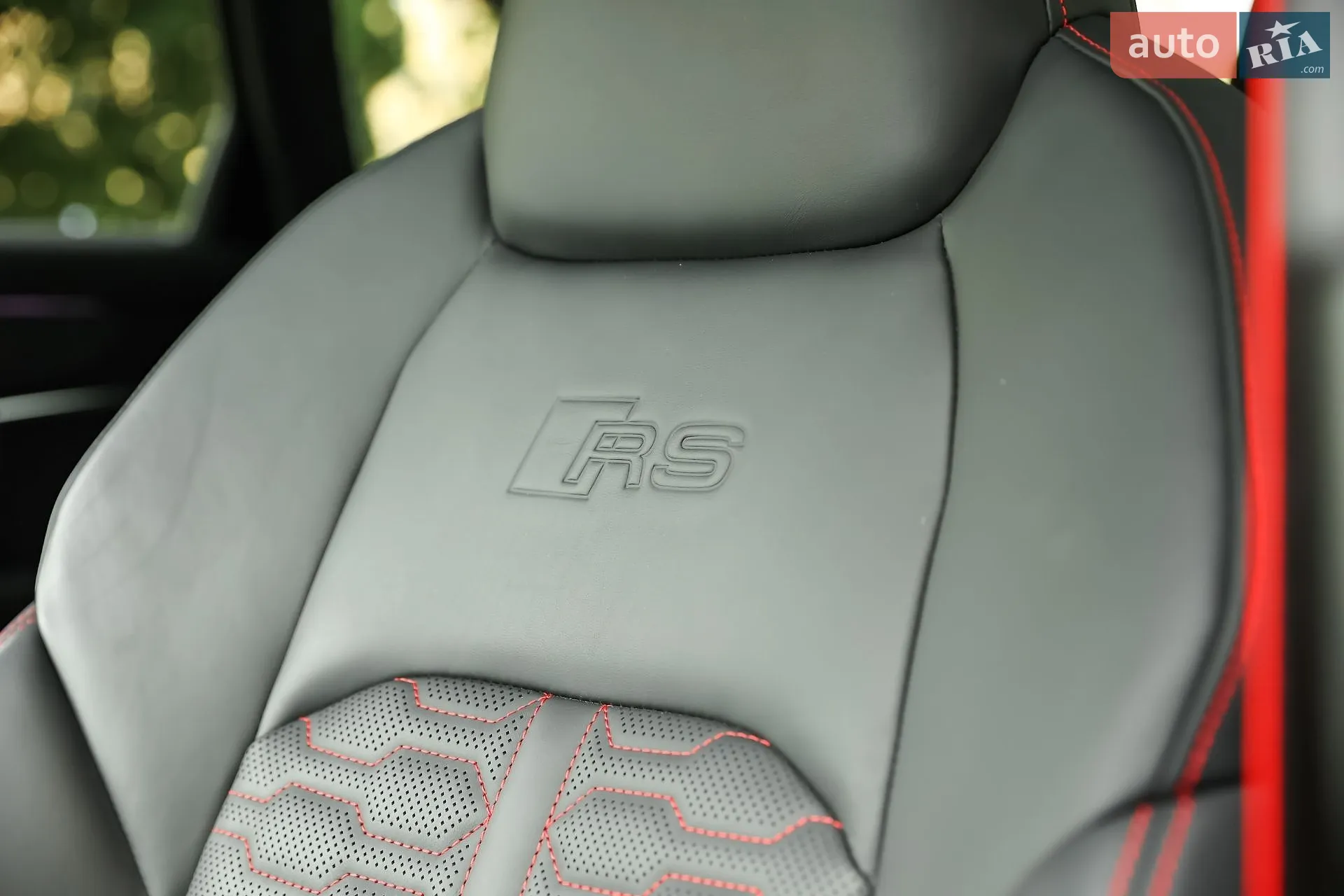 2025 Audi RS6 - мініатюра 17
