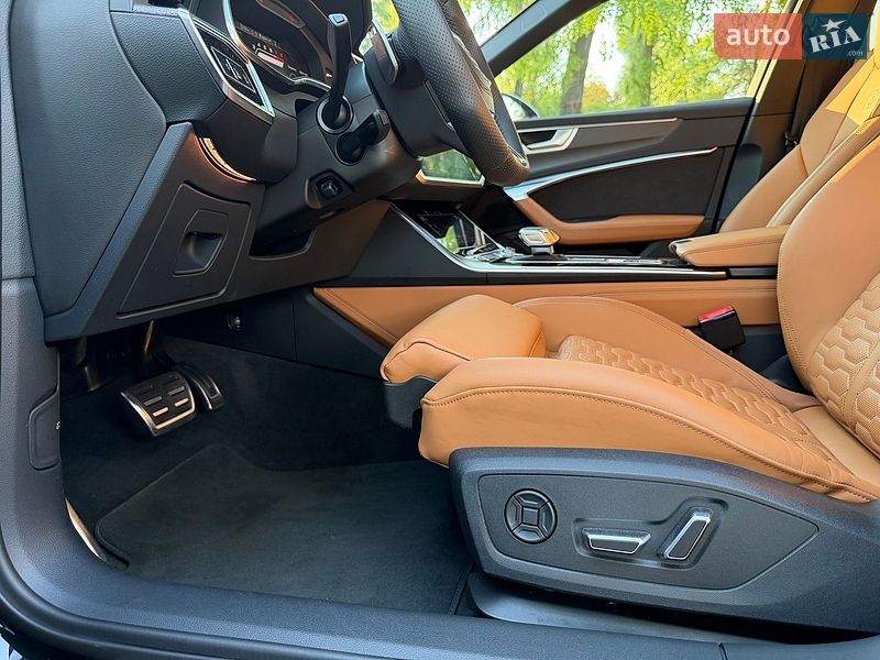Универсал Audi RS6 2025 в Киеве
