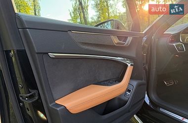 Универсал Audi RS6 2025 в Киеве