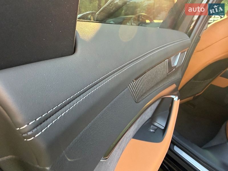 Универсал Audi RS6 2025 в Киеве