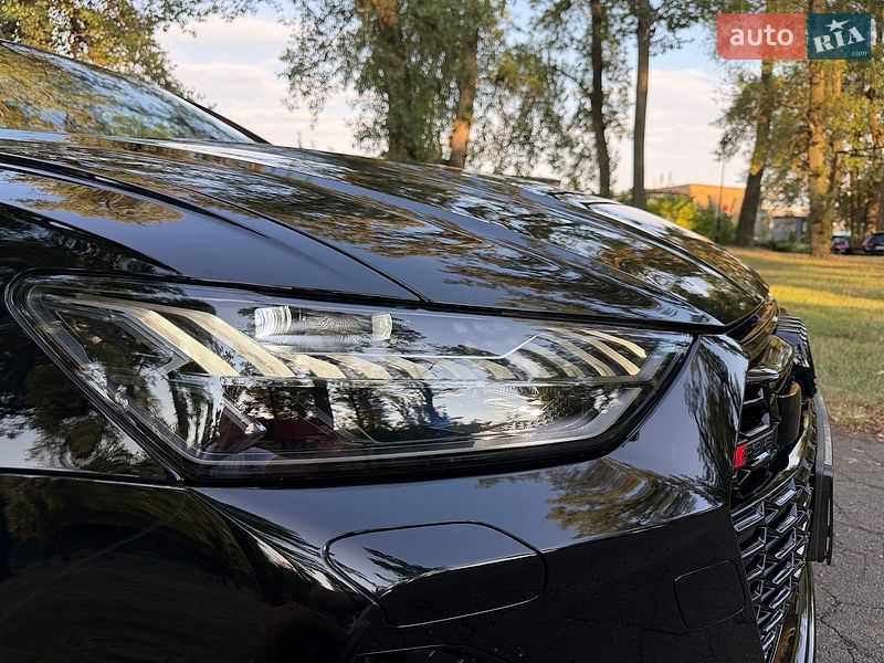 Универсал Audi RS6 2025 в Киеве