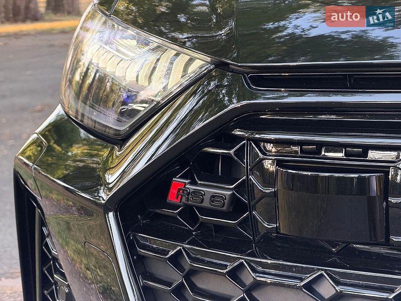 Универсал Audi RS6 2025 в Киеве