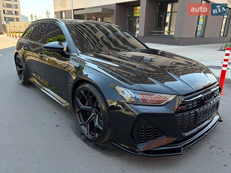 Универсал Audi RS6 2026 в Киеве