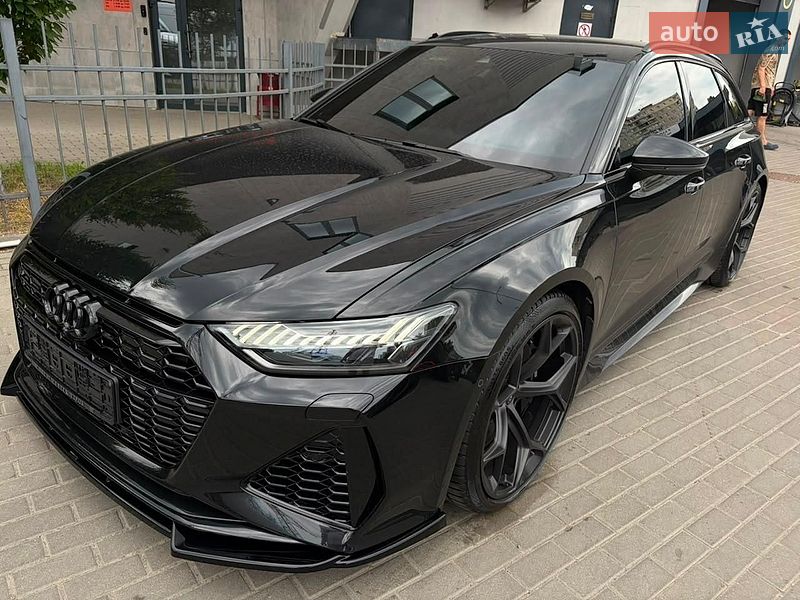 Универсал Audi RS6 2026 в Киеве
