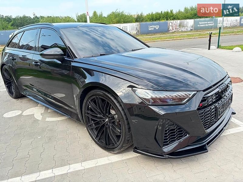 Универсал Audi RS6 2026 в Киеве