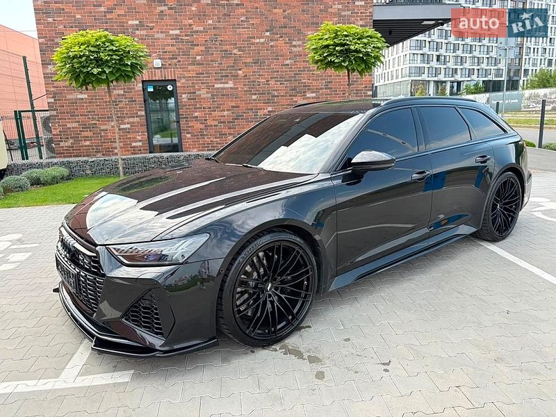 Универсал Audi RS6 2026 в Киеве