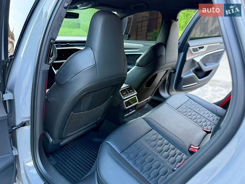 Универсал Audi RS6 2021 в Днепре