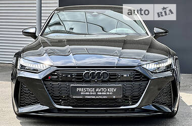 Лифтбек Audi RS7 Sportback 2021 в 