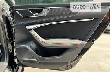 Лифтбек Audi RS7 Sportback 2021 в 