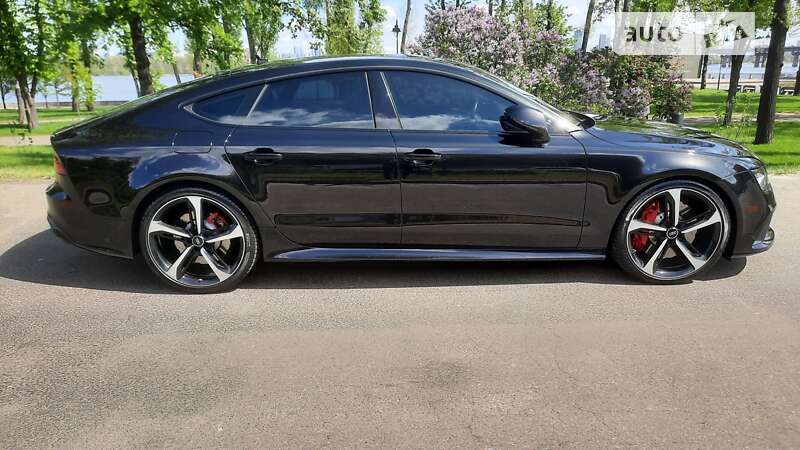 Лифтбек Audi RS7 Sportback 2014 в Киеве