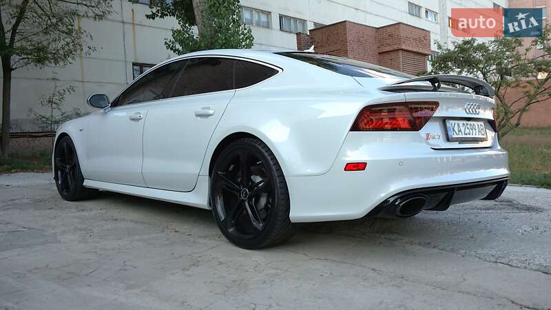 Лифтбек Audi RS7 Sportback 2014 в Киеве