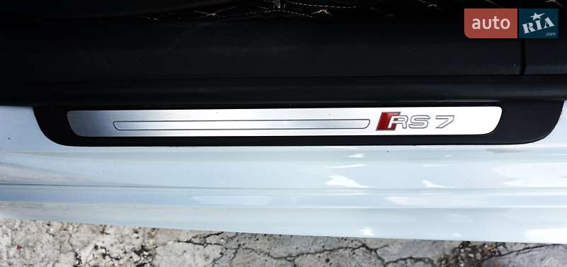 Лифтбек Audi RS7 Sportback 2014 в Киеве
