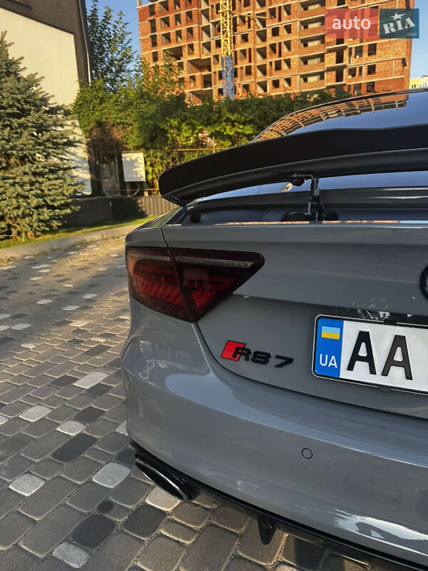 Лифтбек Audi RS7 Sportback 2016 в Киеве