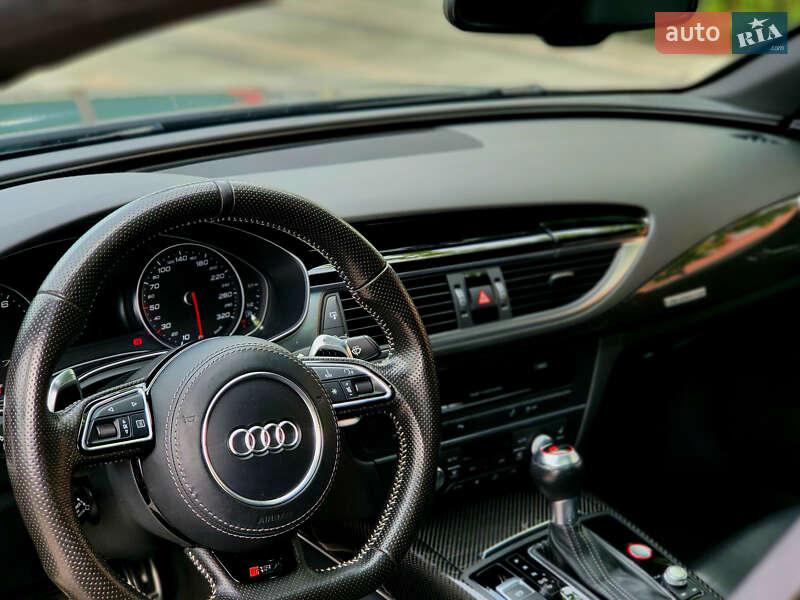 Лифтбек Audi RS7 Sportback 2016 в Киеве фото 13 Лифтбек Audi RS7 Sportback 2016 в Киеве