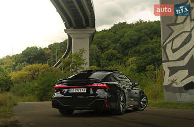 Лифтбек Audi RS7 Sportback 2021 в 