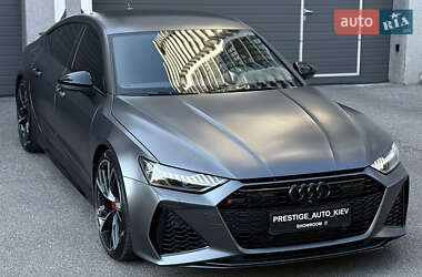 Лифтбек Audi RS7 Sportback 2021 в 