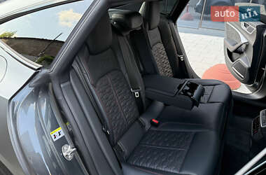 Лифтбек Audi RS7 Sportback 2021 в 