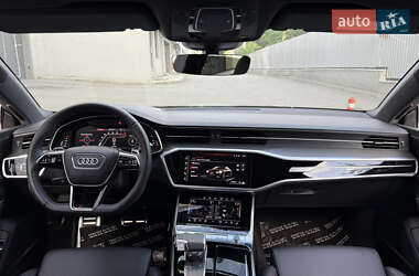 Лифтбек Audi RS7 Sportback 2021 в 